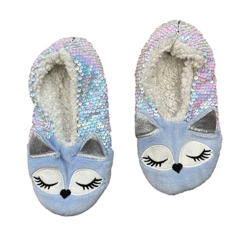 Slippers - Picture 2 of 5
